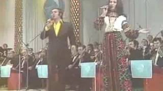 Sofia Rotaru amp Miki Jevremovic Smuglyanka Moldovanka 1975 [upl. by Acherman221]